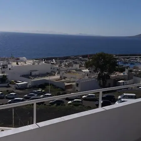Modern Stunning Sea Views *